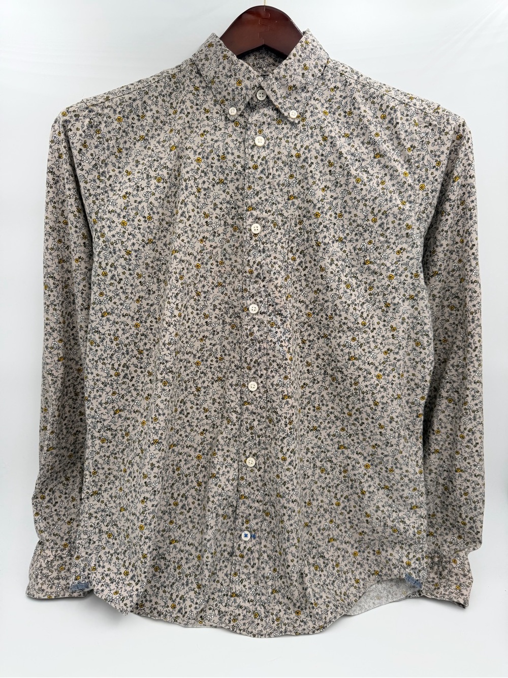 GAP Men's Button-Down Floral Shirt in Beige and Yellow